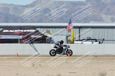 media/Oct-05-2025-CVMA (Sun) [[beeef4f201]]/Race 10-Formula Lightweight Twins Shootout/